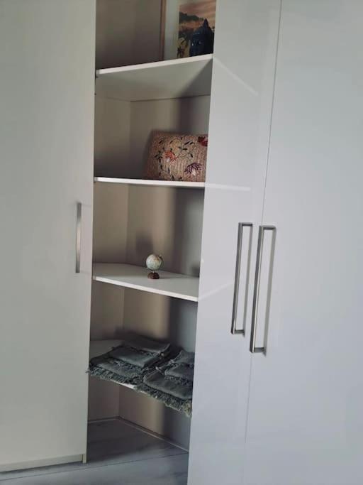 Main Street Apartment, 150 Meters Noordwijk