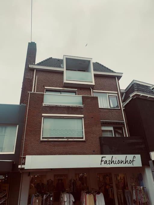 Main Street Apartment, 150 Meters